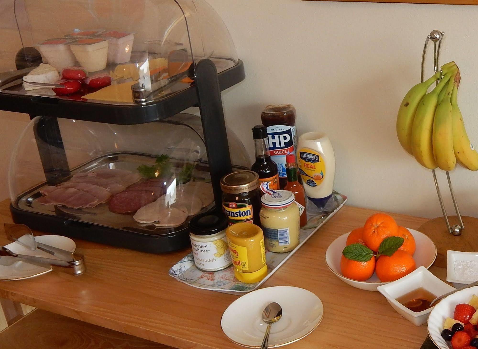Bed and Breakfast Abbots Lee - Adults Only Челтнем Екстер'єр фото