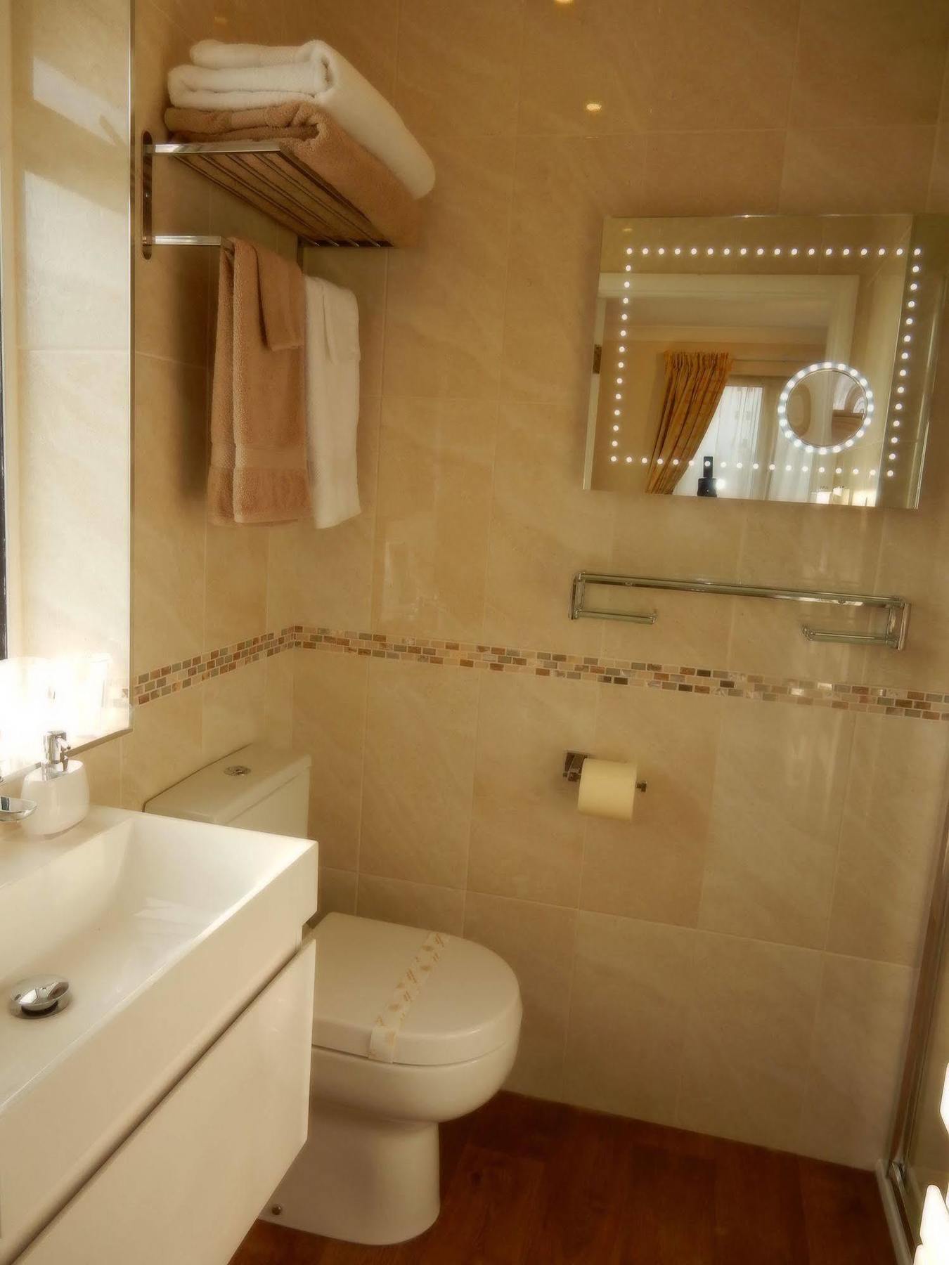 Bed and Breakfast Abbots Lee - Adults Only Челтнем Екстер'єр фото