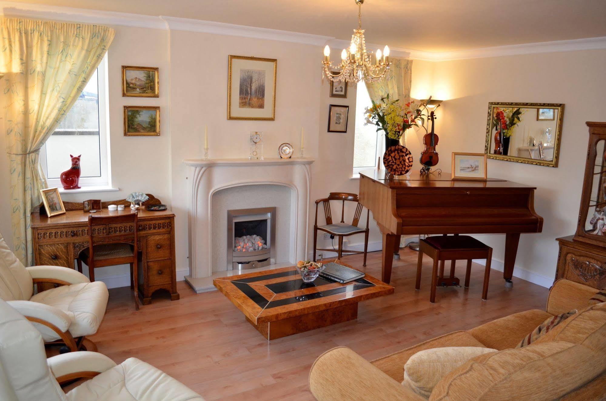 Bed and Breakfast Abbots Lee - Adults Only Челтнем Екстер'єр фото