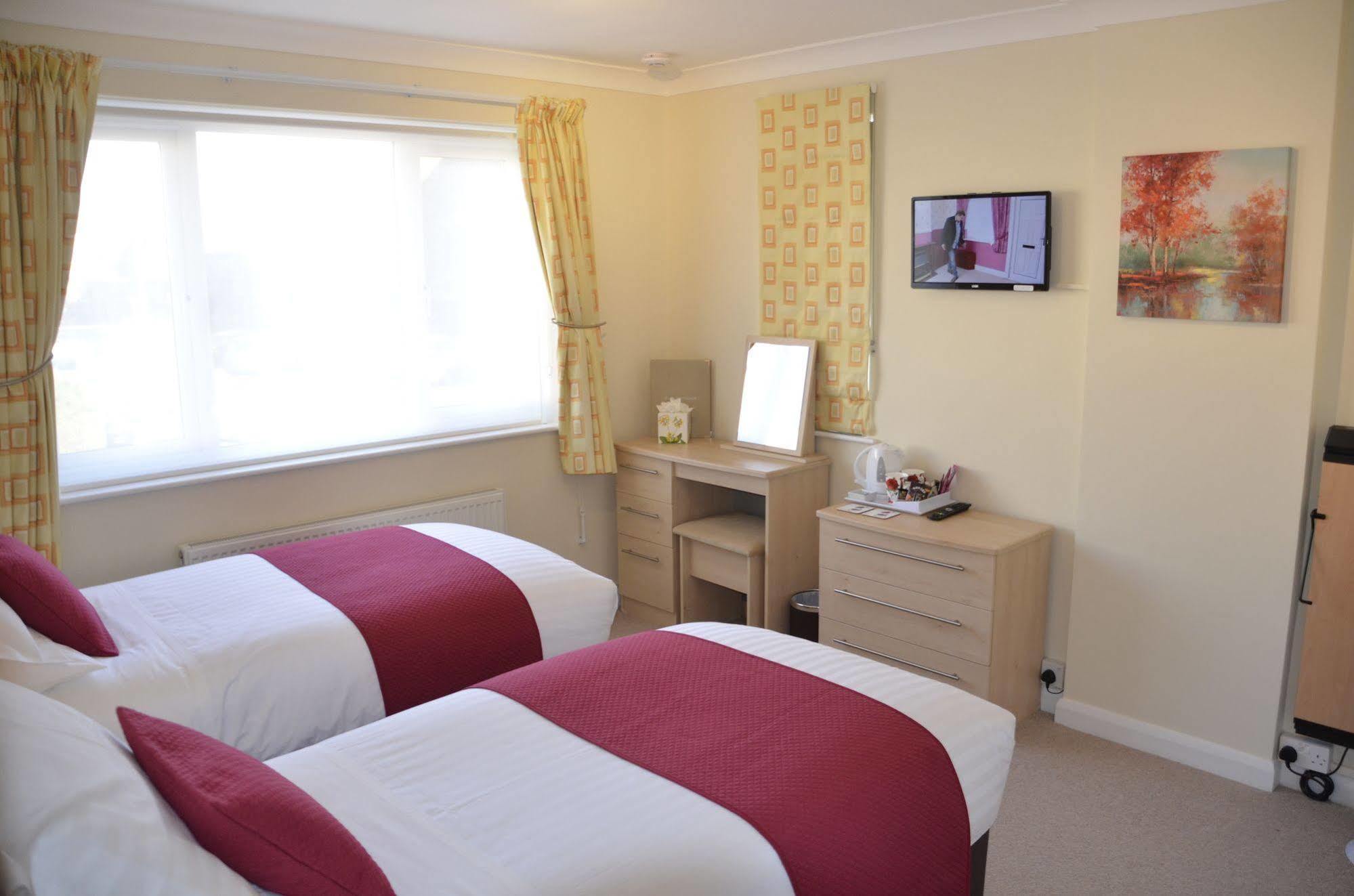 Bed and Breakfast Abbots Lee - Adults Only Челтнем Екстер'єр фото