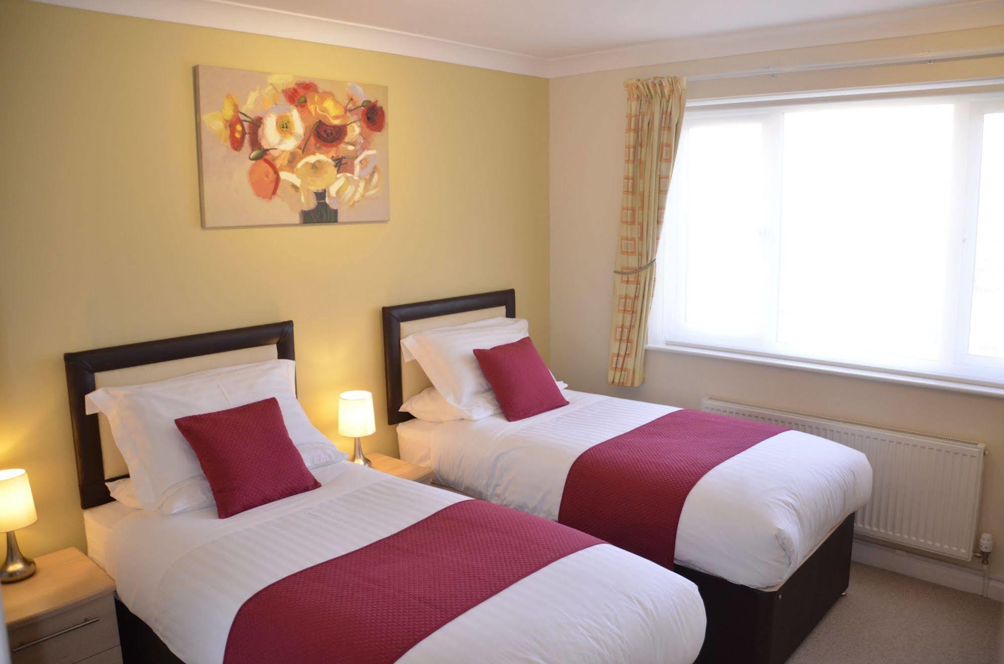 Bed and Breakfast Abbots Lee - Adults Only Челтнем Екстер'єр фото